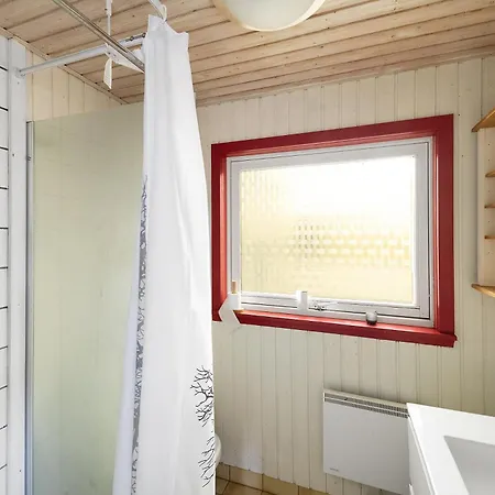 Feriehus Cozy On North Bornholm *